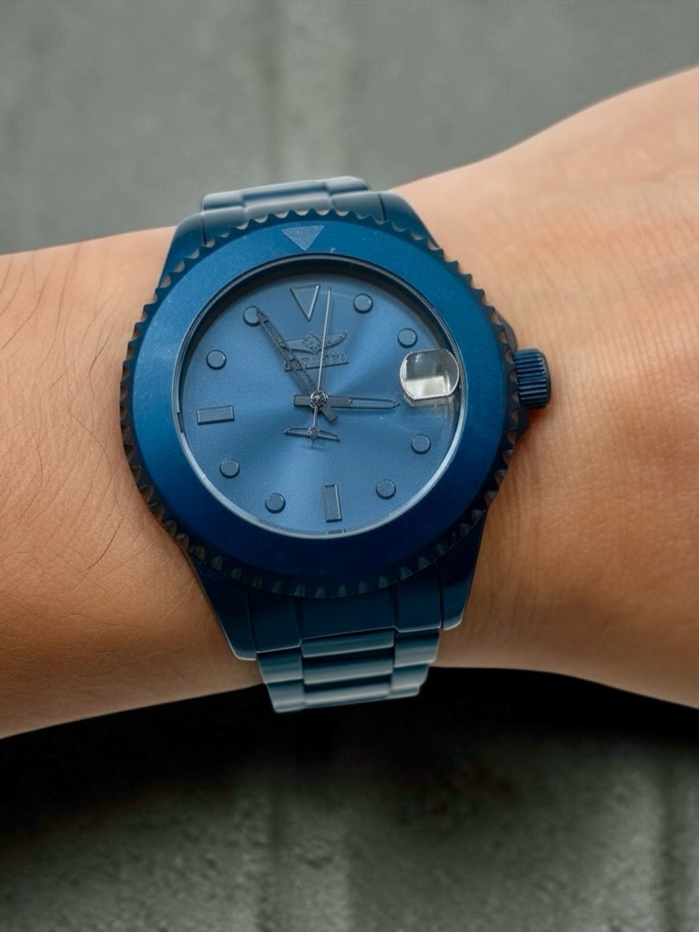 Invicta Pro Diver 35043 Automatic Watch – Blue Dial, Stainless Steel, Unisex